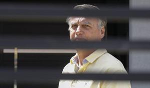 Bolsonaro, ingresado al hospital tras sentirse mal en su prisión domiciliaria