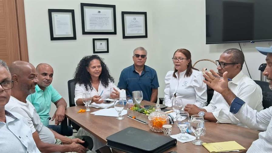 Identifican ocupación irregular de terrenos públicos en Verón por un valor de US$12.9 millones Identifican ocupación irregular de terrenos públicos en Verón por un valor de US$12.9 millones