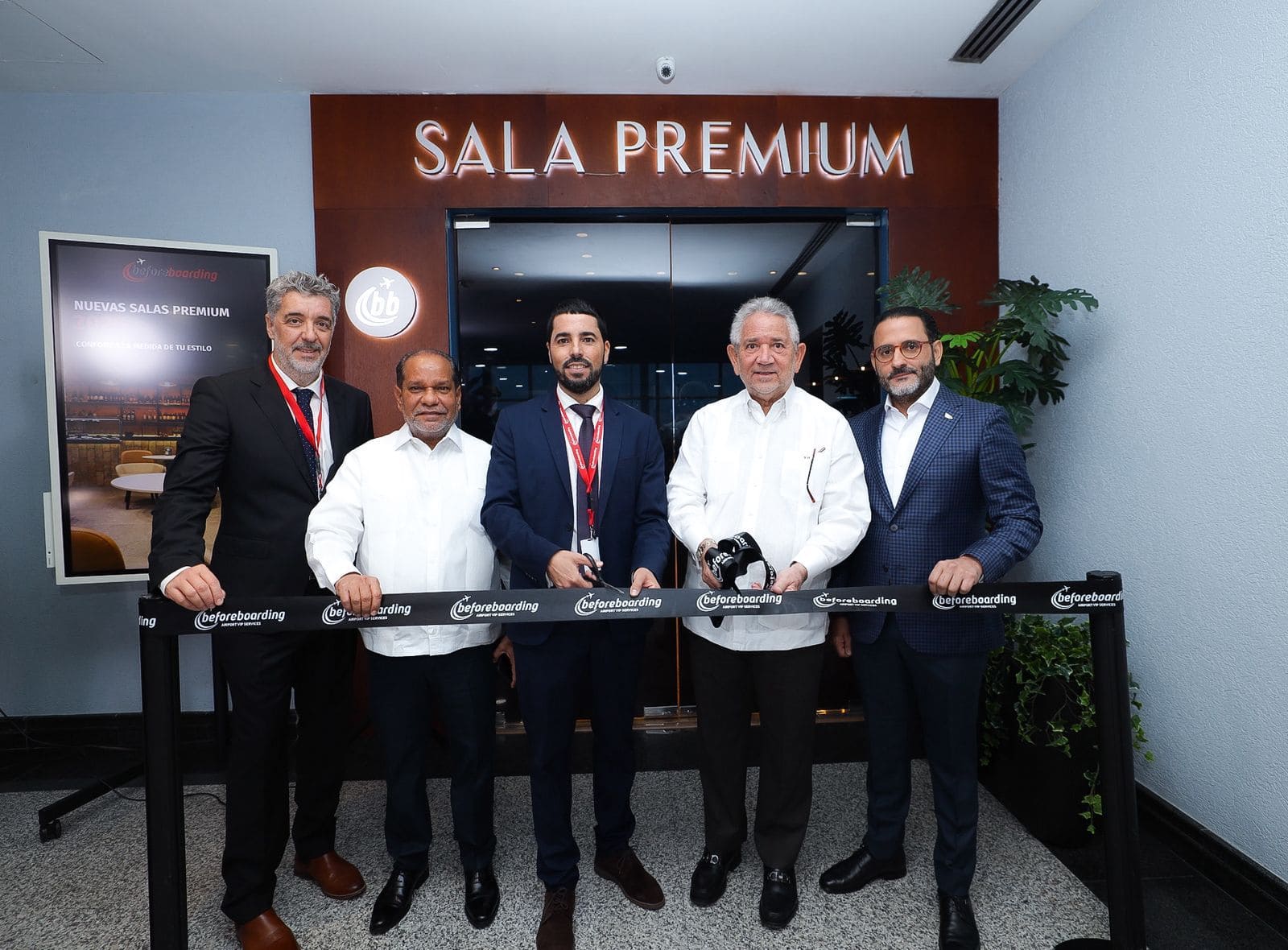 Before Boarding y Aerodom inauguran remodelados salones premium en el AILA