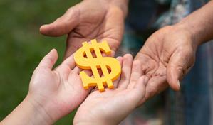 Los dependientes del Estado superan el 49 % de la población dominicana