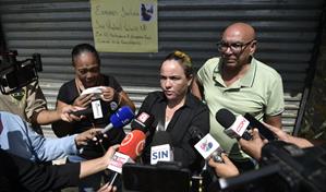 Familiares de uno de los cinco abatidos en Santiago piden a la Policía no seguir "matando su moral