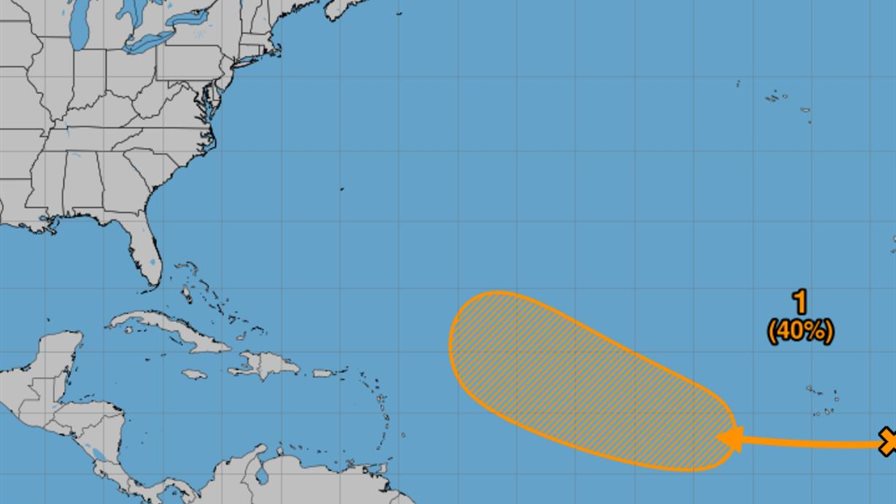 Vigilan una nueva onda tropical con 40 % de probabilidad de convertirse en ciclón