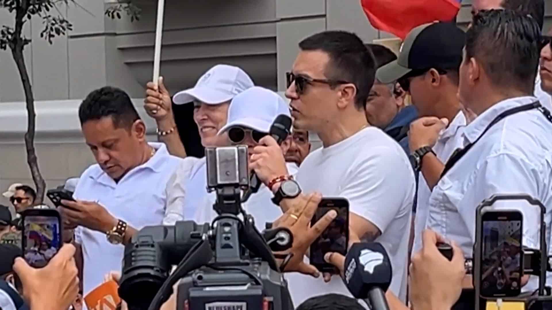 Marchas y rechazo: Consulta popular Ecuador - Diario Libre