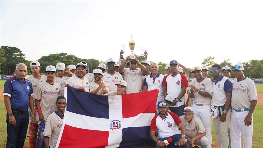 República Dominicana logra medalla de plata en Premundial U15 República Dominicana logra medalla de plata en Premundial U15