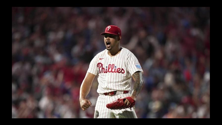 Resumen: Randy Vásquez ponchó a nueve bateadores y Jhoan Durán logró su salvamento 29 de la campaña