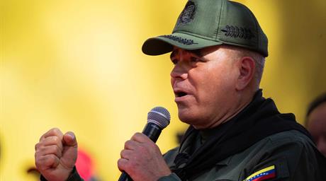 Ministro de Defensa acusa a EE. UU. de un brutal ejercicio psicológico contra Venezuela
