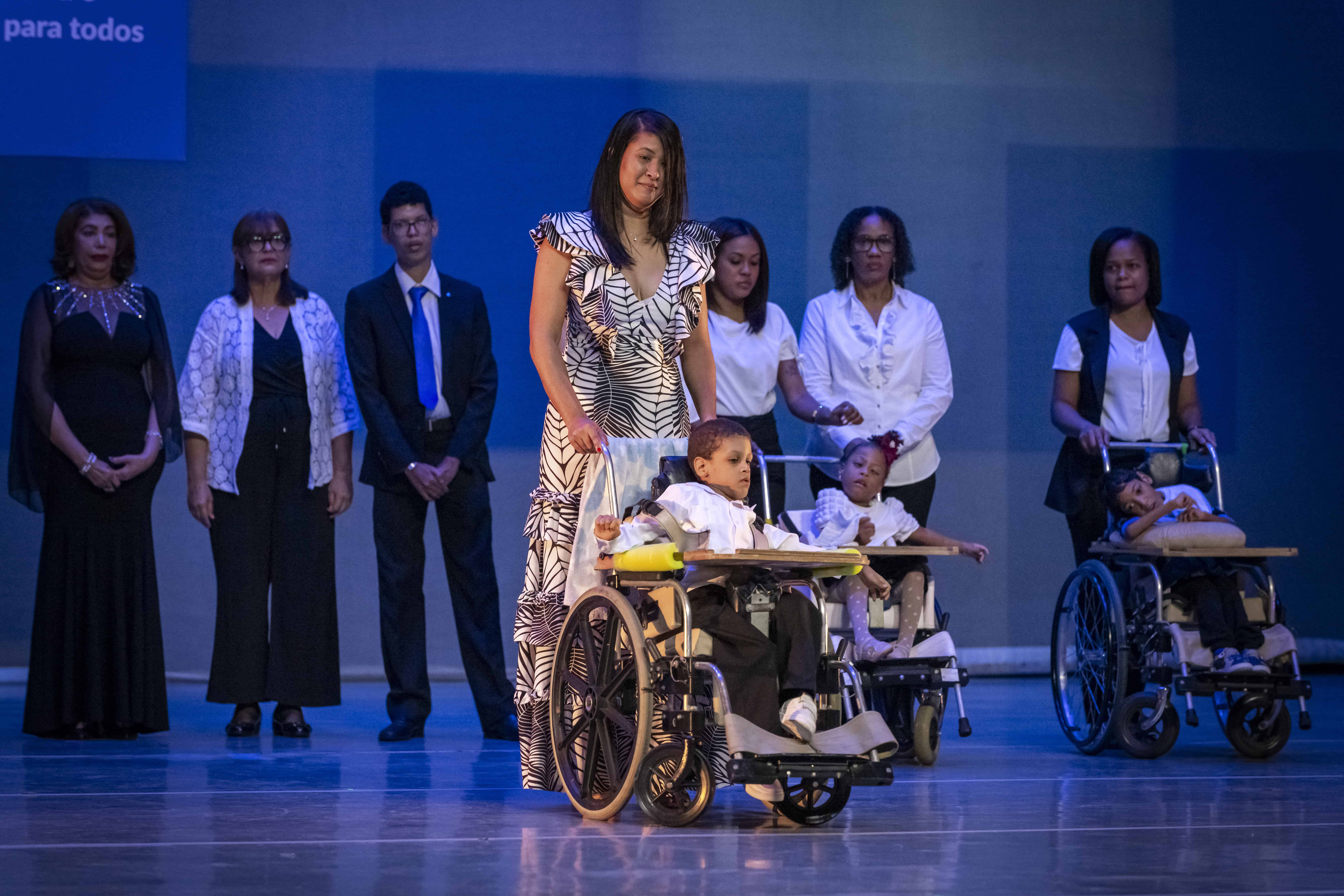 La Fundación Nido para Ángeles hace un homenaje en memoria de Sebastián durante la apertura de  la decimosexta edición de la Gala de Estrellas de la Danza Mundial este sábado 13 de septiembre de 2025.