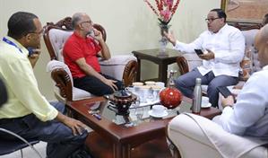 ADP reporta al Defensor del Pueblo las condiciones de inicio del año escolar