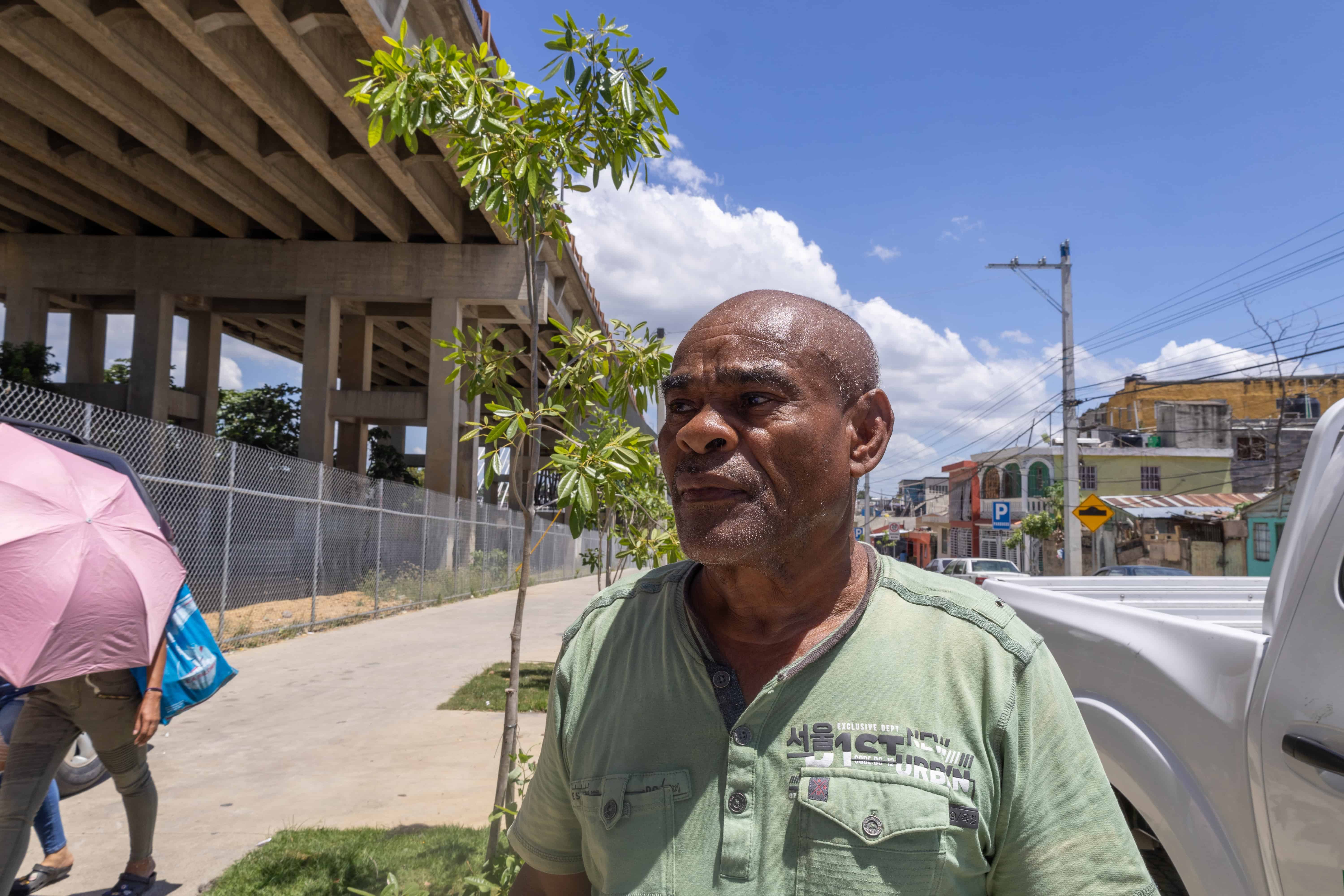 Juan Hernández, dirigente comunitario de Los Guandules. 