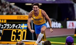 Duplantis logra su tercer título mundial de salto con pértiga  y, nuevo récord incluido