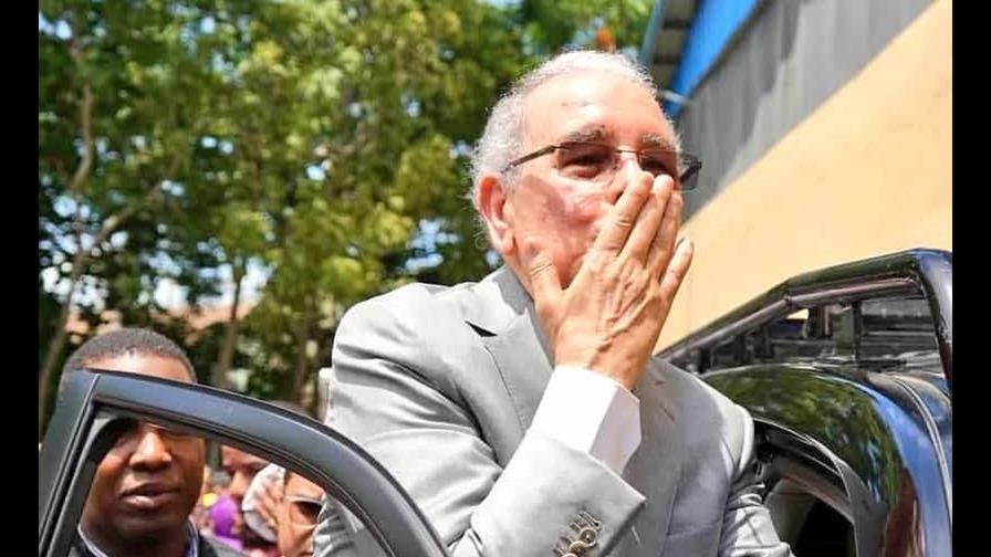 Danilo a peledeístas: Busquen a todos los compañeros que se disgustaron