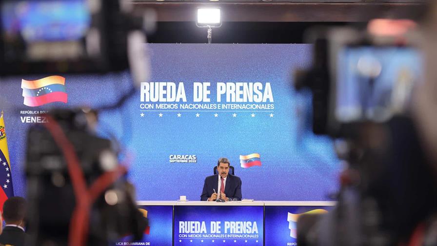 Maduro insiste en que comunicaciones con EE. UU. están deshechas ante agresión