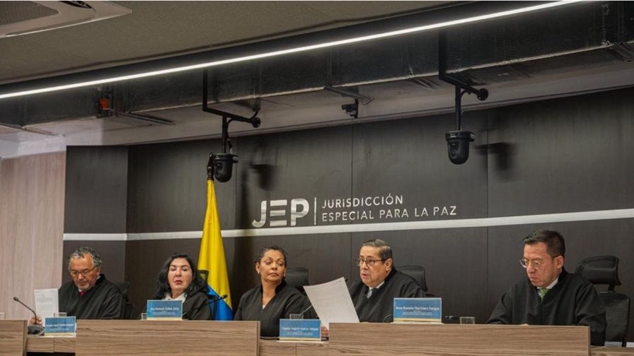 Últimos jefes de las FARC son condenados a penas alternativas de ocho años por secuestros