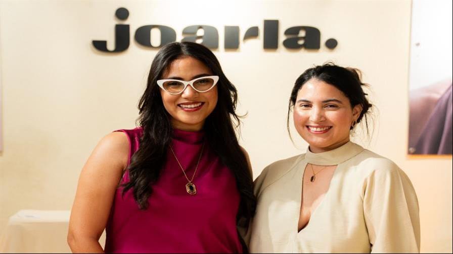 Joarla Caridad presenta su colección Aura Joarla Caridad presenta su colección Aura