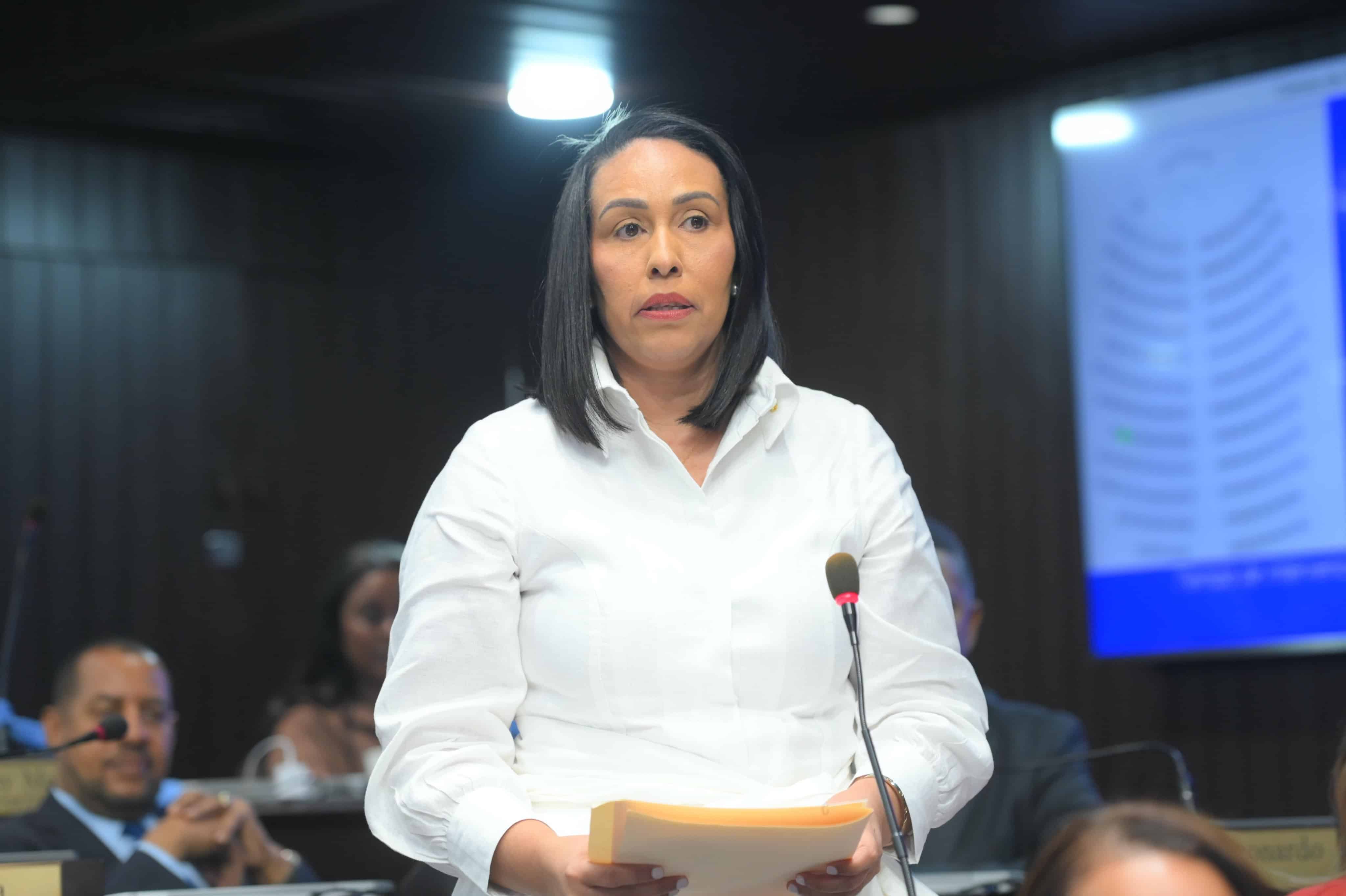 Diputada Vilma Morillo de Pérez en su juramentación este martes 16 de septiembre de 2025.