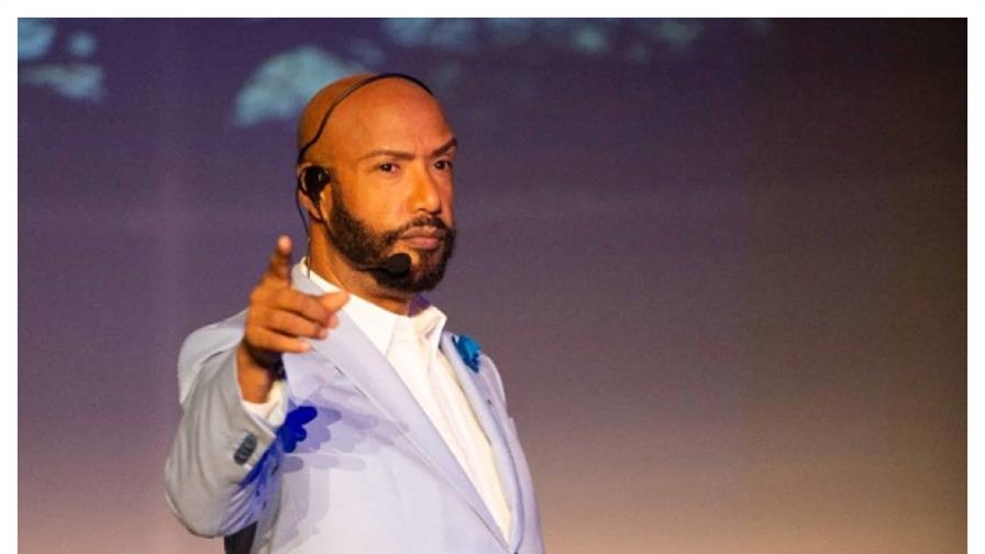 Juan Rojas cierra su ciclo en el mundo del modelaje