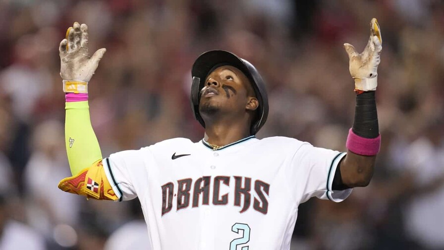 Geraldo Perdomo decide con un doble el triunfo 1-0 de Diamondbacks sobre Rangers