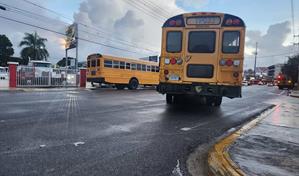 Huelga de transporte hotelero bloquea salidas de Higüey