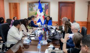 Avanza el estudio del proyecto de libertad de expresión; la comisión lo leyó y hará consultas