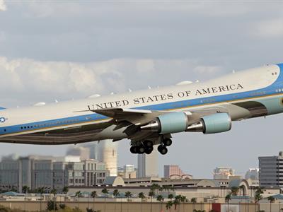 Avión Spirit Airlines se aproxima peligrosamente al Air Force One