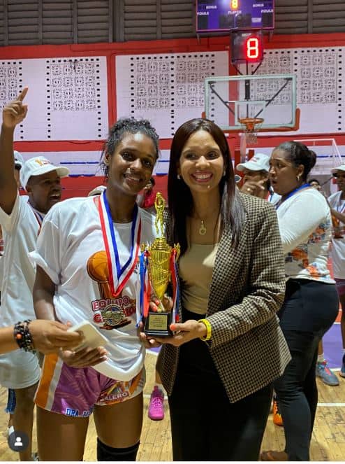 Calero barre a Los Mina y se corona en Primer Torneo Superior Femenino Provincia Santo Domingo