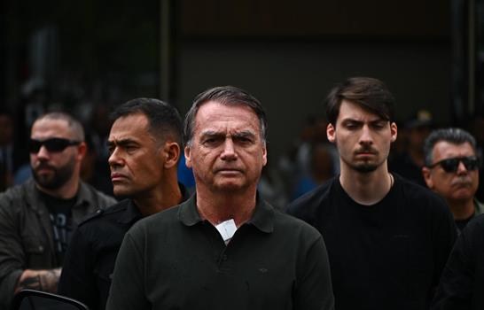 Bolsonaro tiene un cáncer de piel precoz pero recibe el alta y regresa a su casa-prisión