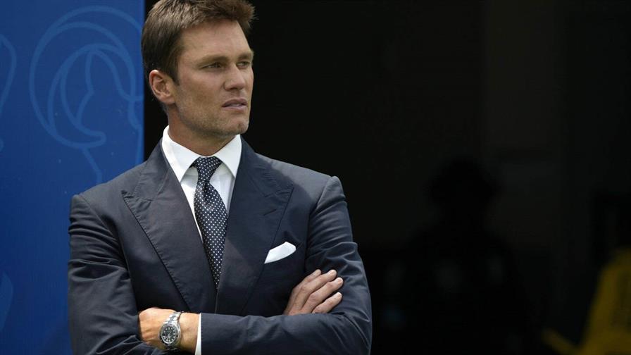 Tom Brady y el due&ntilde;o de Patriots reclaman al Sal&oacute;n de la Fama por ignorar a Belichick
