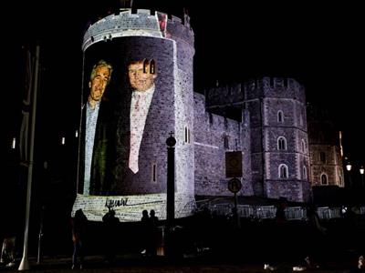 Proyectan en Windsor imágenes de Donald Trump y Epstein