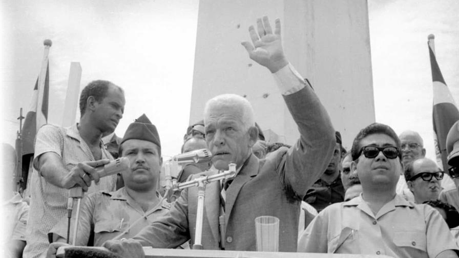 Bosch 63: Duvalier y la Guardia Bosch 63: Duvalier y la Guardia