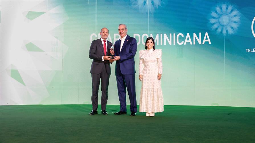 Claro Dominicana reconocida por su inversión extranjera y aportes al desarrollo del país