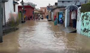 Las lluvias monzónicas en el norte de India dejan más de 500 muertos y miles de evacuados