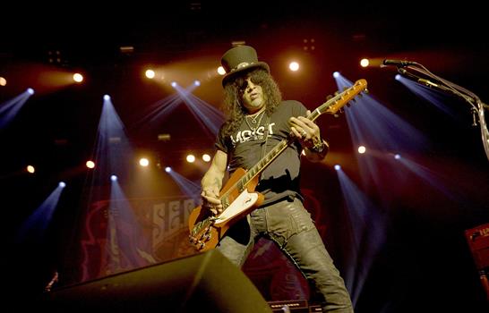 Slash lanzará su álbum Live at the SERPENT Festival el próximo 7 de noviembre
