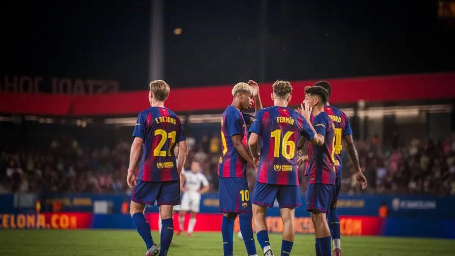 El equipo azulgrana se entrena en Newcastle antes de regresar a Barcelona