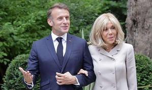 Presidente francés y su esposa entregarán pruebas científicas de Brigitte Macron es mujer