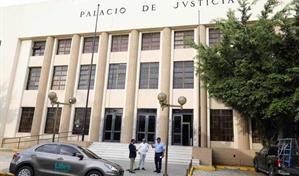 Solicitarán 18 meses de prisión preventiva para implicados en red de venta ilegal de señales de TV