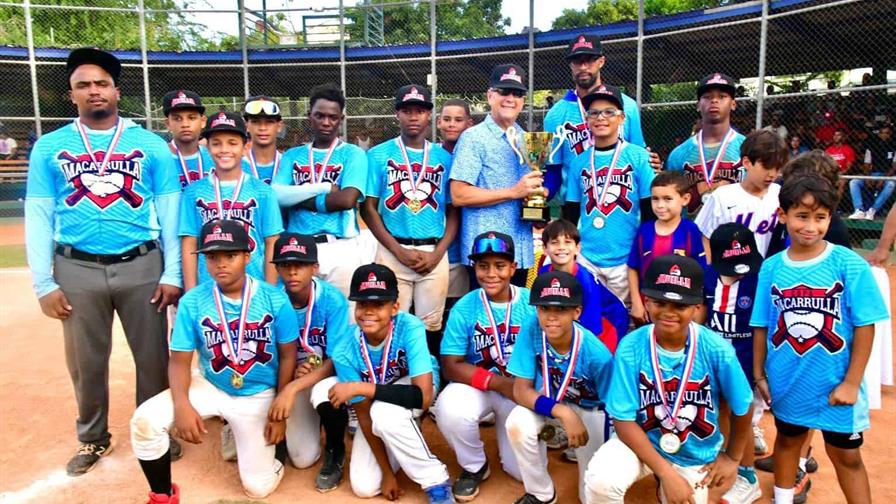 Béisbol: culmina la Copa Macarrulla 2025