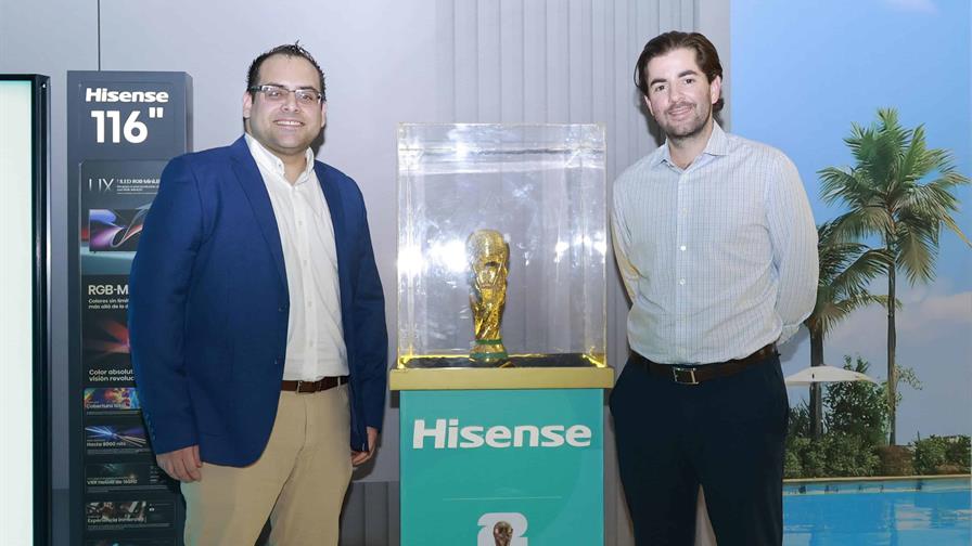 La marca Hisense y Tiendas Corripio lanzan al mercado su televisor más grande