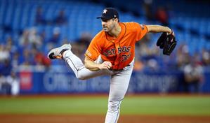 Verlander no descarta lanzar en 2026