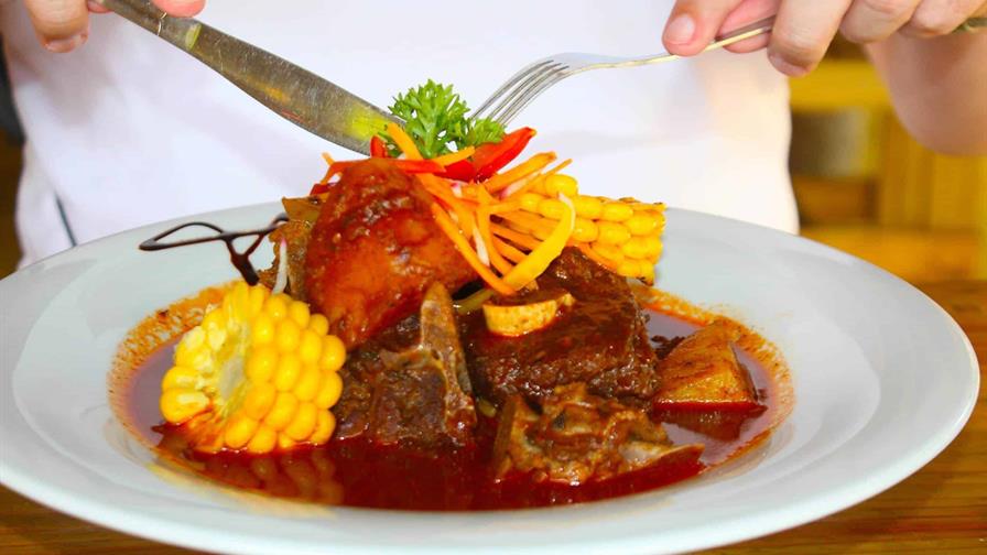 ¿Por qué algunos platos dominicanos cambian de nombre según la región?