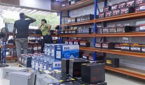 Los apagones trastornan el teletrabajo y reactivan la venta de inversores