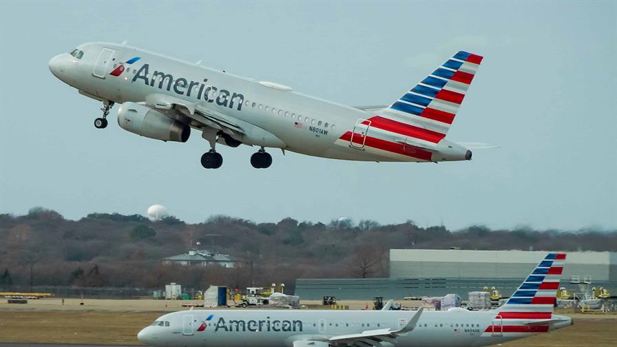 Cerca de 700 vuelos retrasados en aeropuertos de Dallas por falla de telecomunicaciones
