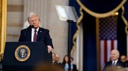 Trump amenaza a Venezuela con consecuencias incalculables si no acepta retorno de migrantes