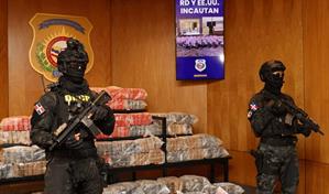 EE. UU. y RD incautan 377 paquetes de droga en primera operación conjunta contra narcoterrorismo