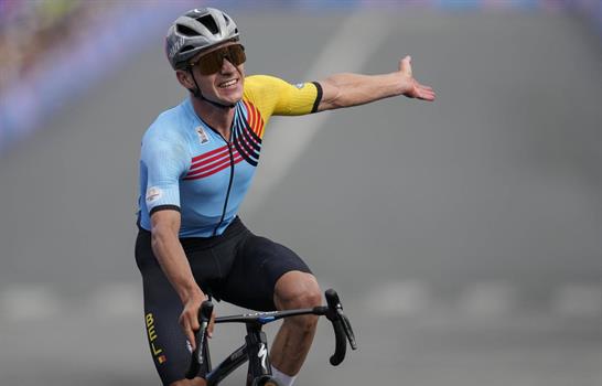 Pogacar y Ferrand-Prevot, elegidos mejores ciclistas del a&ntilde;o