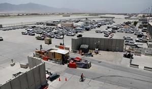 Trump emite vaga amenaza contra Afganistán por base aérea de Bagram