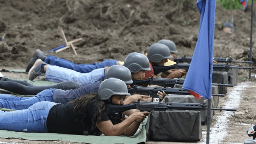 Venezuela mantiene preparación militar a sus ciudadanos ante las amenazas de EE.UU.
