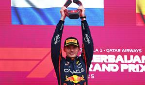 Max Verstappen gana el GP de Azerbaiyán, Piastri se retira tras accidente