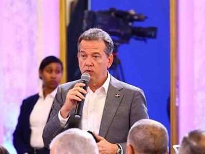 Ito Bisonó asume nuevas funciones tras casi seis años en Industria