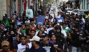 "Intercambios de disparos" pausan tras masacre de cinco hombres en Santiago