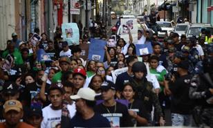 "Intercambios de disparos" pausan tras masacre de cinco hombres en Santiago